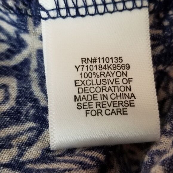 Beauties Boho embroidered Tank Top. Size M - Picture 7 of 8